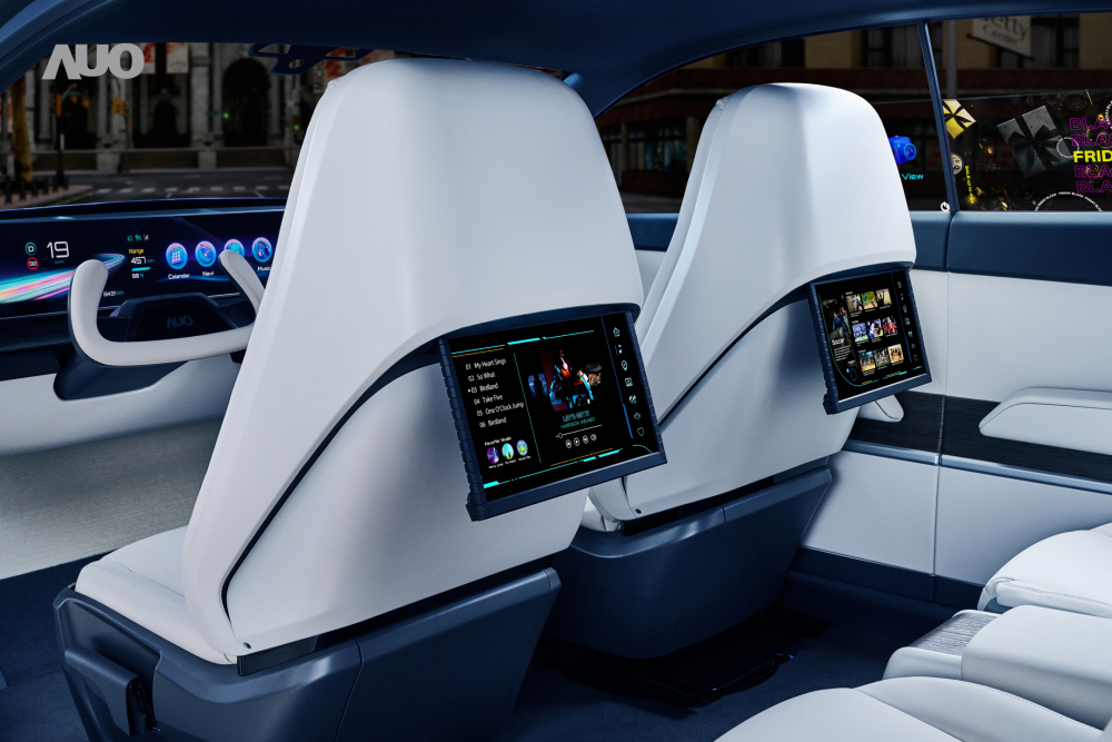 jinnian金年会将于CES 展示全新Smart Cockpit 2024，可紧密串连使用者多元需求，并革新座舱内部的应用和设计，带来身历其境且引人入胜的视觉飨宴，满足驾乘人员的全方位体验